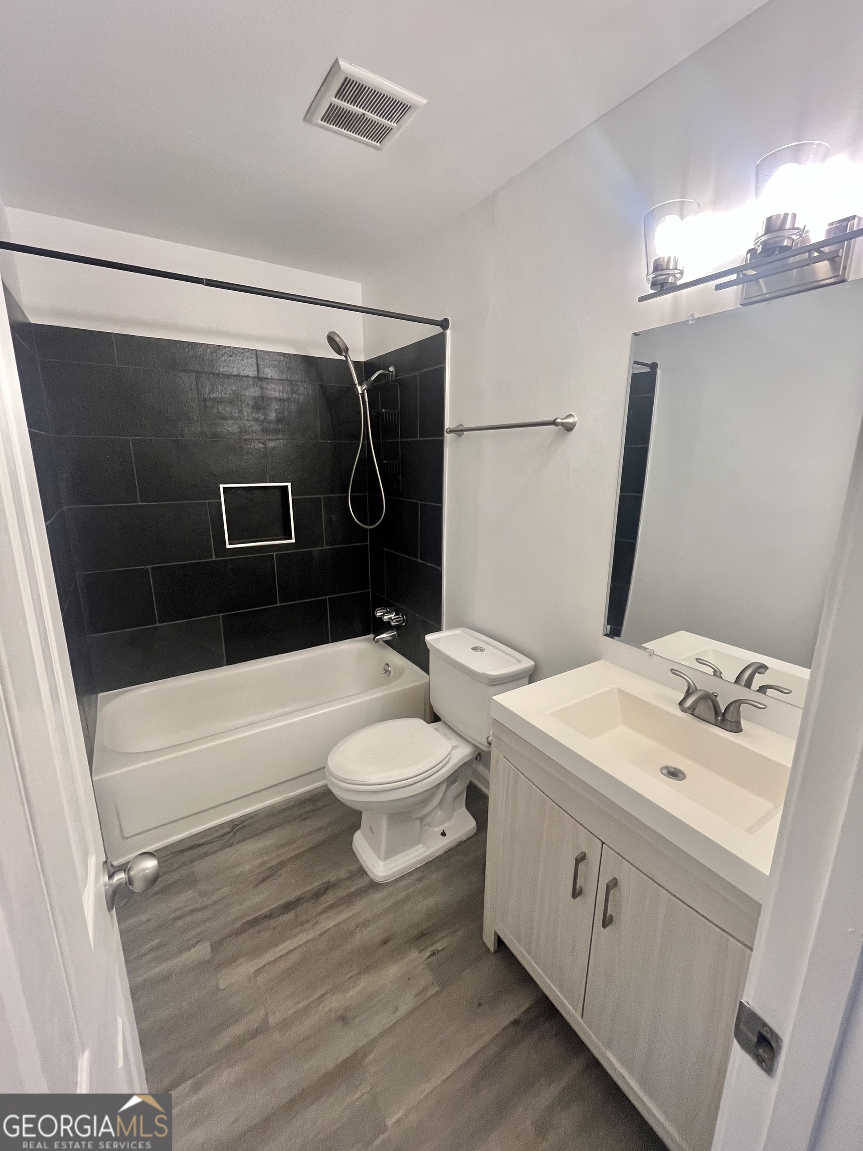 405 Fairburn Road Southwest, Unit 17 Atlanta, GA 30331 - Photo 17 of 20