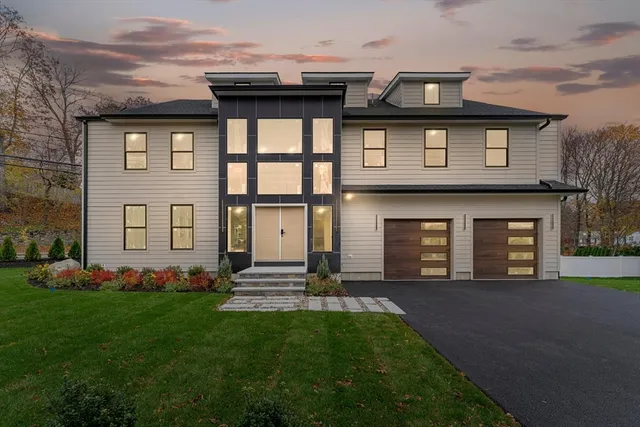 $2,799,999 | 212 Central Avenue, Needham, MA 02494