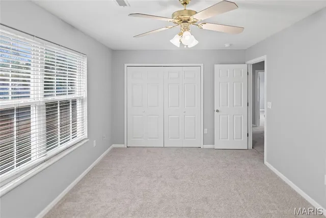 $299,900 | 118 Emerald Way East, Granite City, IL 62040