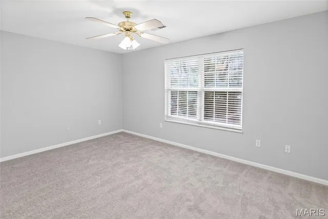 $299,900 | 118 Emerald Way East, Granite City, IL 62040