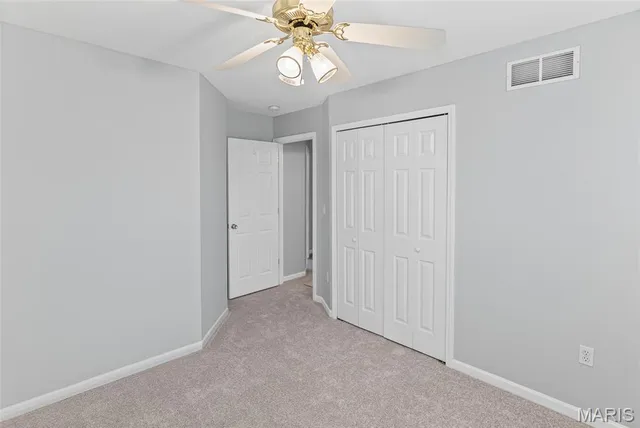 $299,900 | 118 Emerald Way East, Granite City, IL 62040