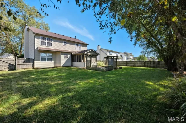 $299,900 | 118 Emerald Way East, Granite City, IL 62040