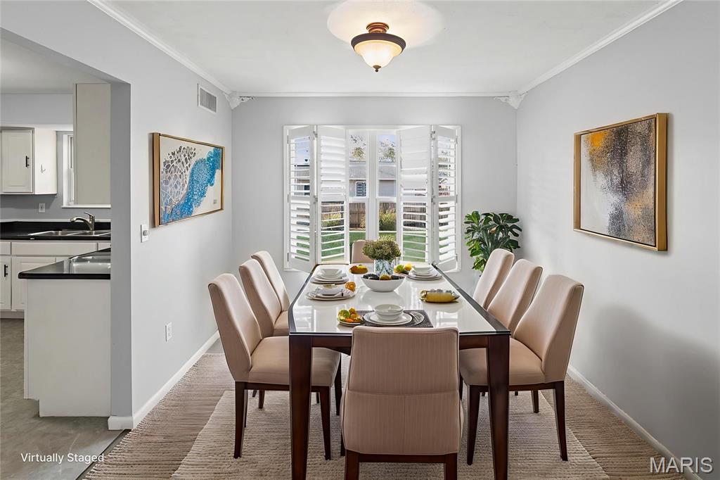 118 Emerald Way East Granite City, IL 62040 - Photo 3 of 32