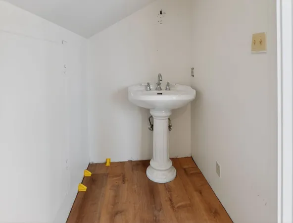 $189,999 | 471 Nevada Street, Portola, CA 96122