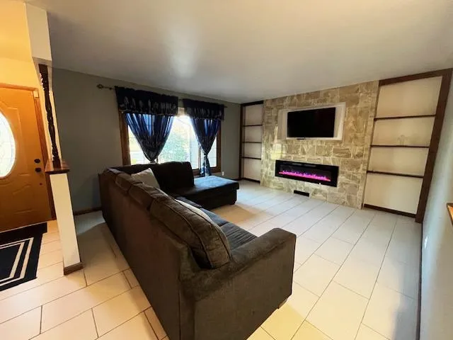 $330,000 | 2260 Cobblestone Lane, Beloit, WI 53511