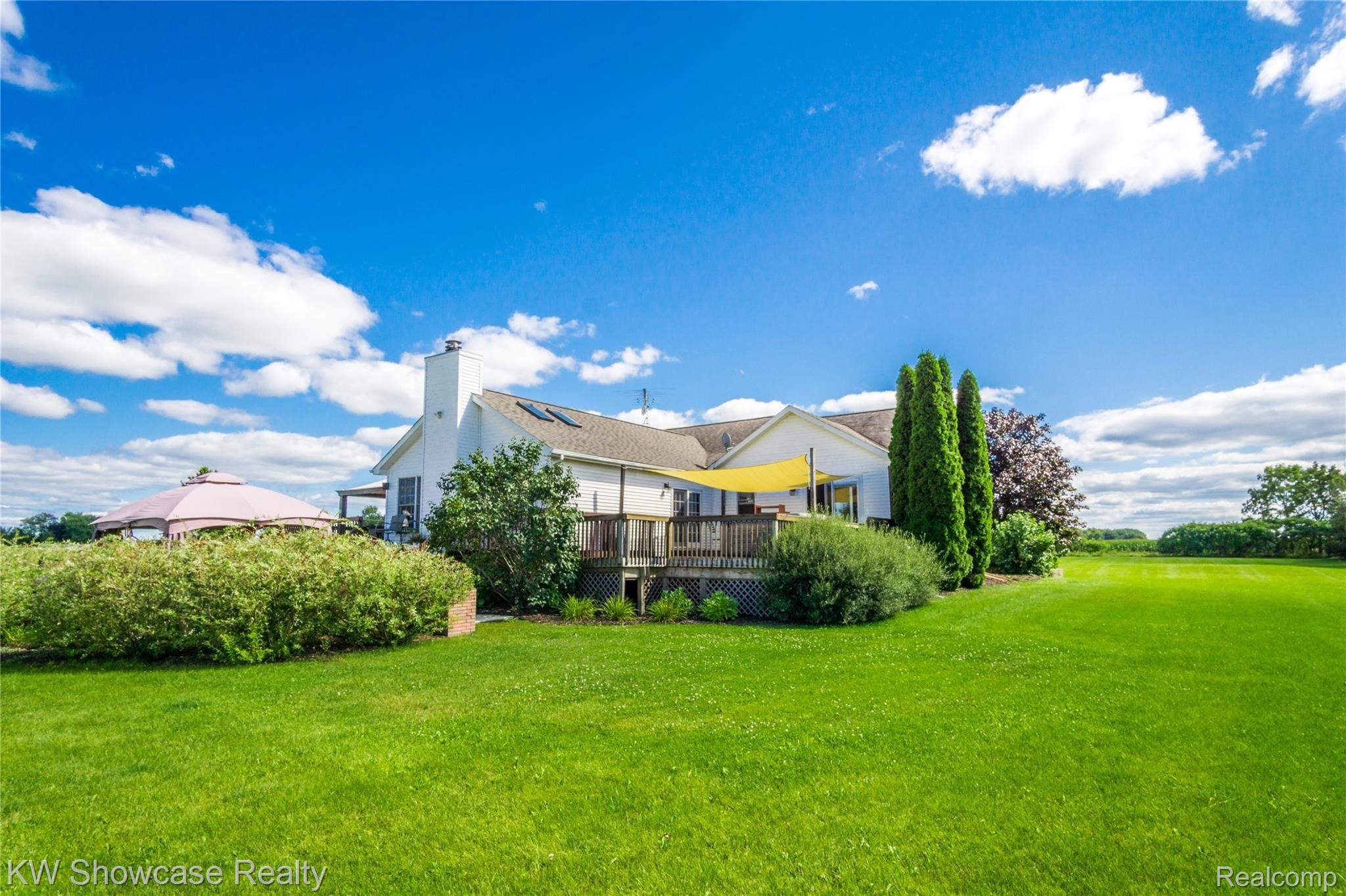 9686 Judd Road Fowlerville, MI 48836 - Photo 6 of 57 Exteriors (11 of 23).jpg