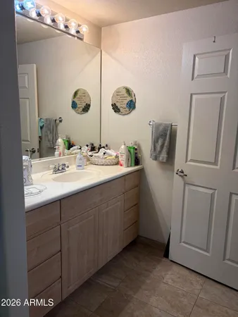 $380,000 | 7401 West Arrowhead Clubhouse Drive, Unit 1001, Glendale, AZ 85308