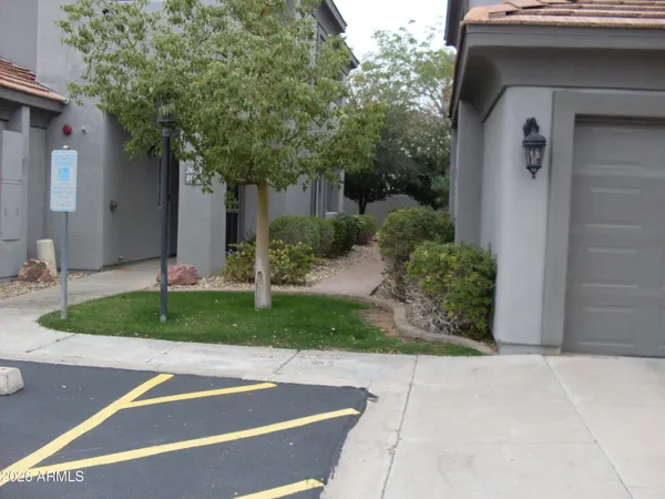 $380,000 | 7401 West Arrowhead Clubhouse Drive, Unit 1001, Glendale, AZ 85308