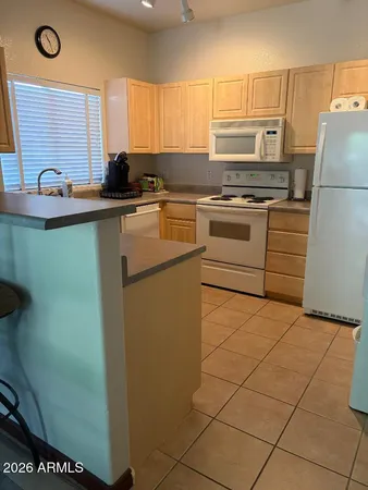 $370,000 | 7401 West Arrowhead Clubhouse Drive, Unit 1001, Glendale, AZ 85308
