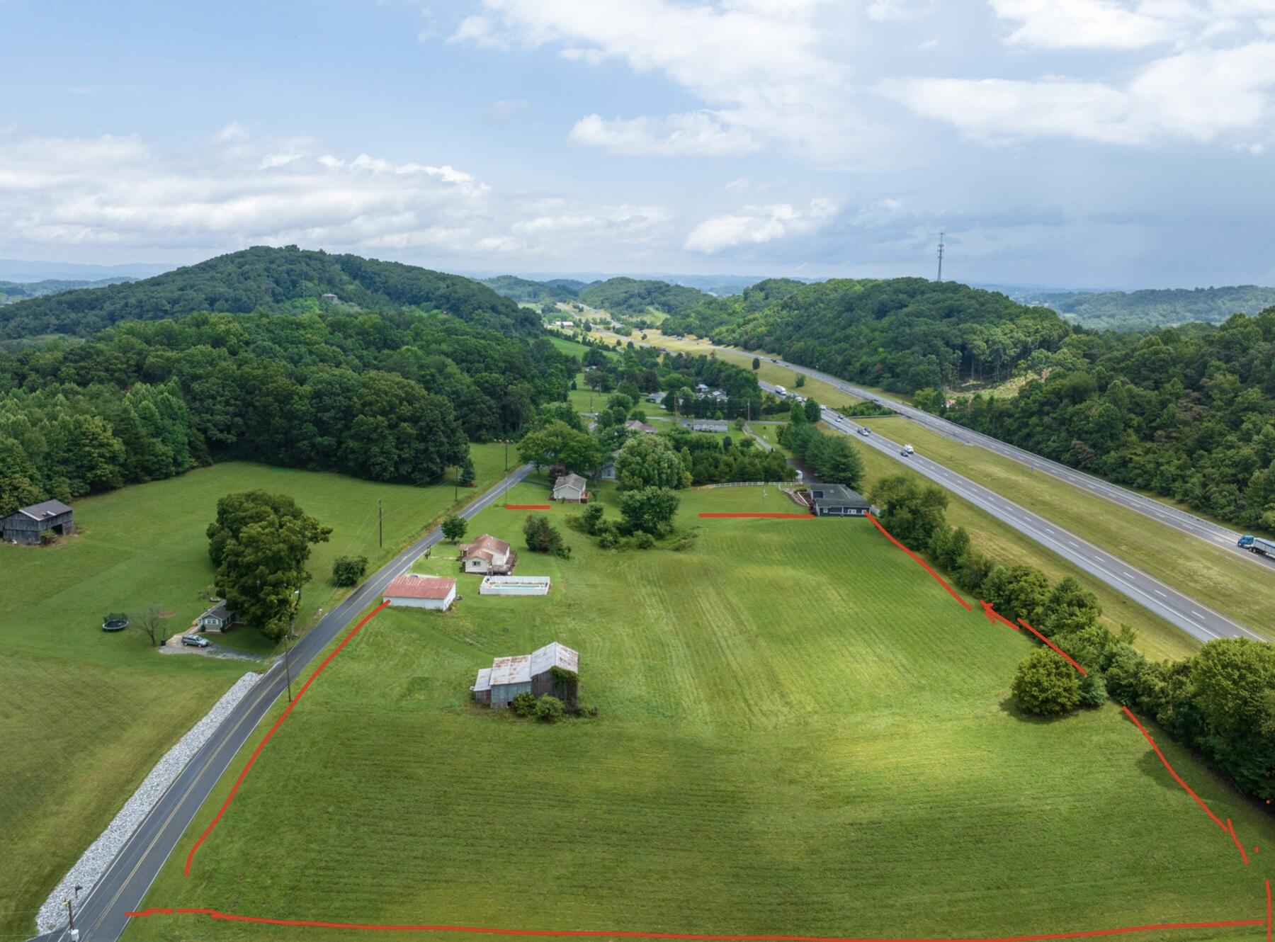 753 Double Springs Road Fall Branch, TN 37656 - Photo 4 of 33 1FACE512-0012-4BF2-A101-23A8747D42E2