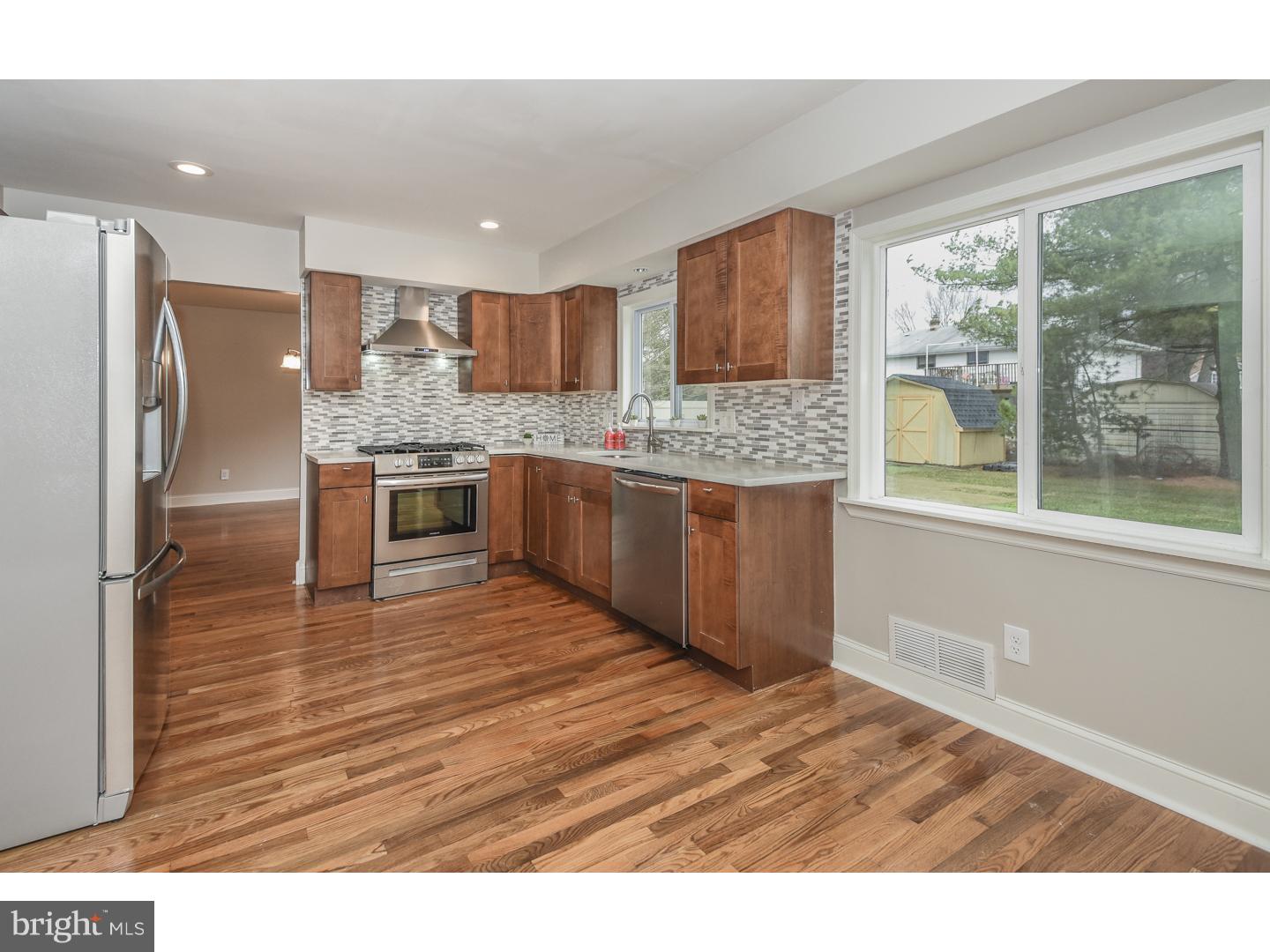 106 Chatham Road Mount Laurel, NJ 08054 - Photo 9 of 24