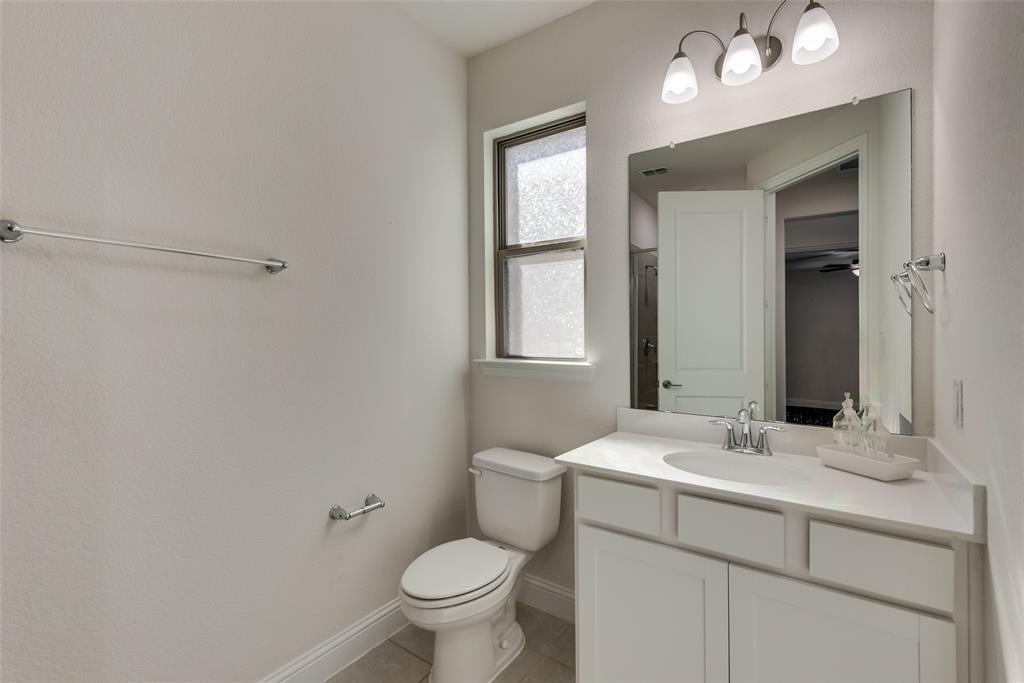 16476 Ryder Rock Road Frisco, TX 75033 - Photo 7 of 40 First floor full bathroom
