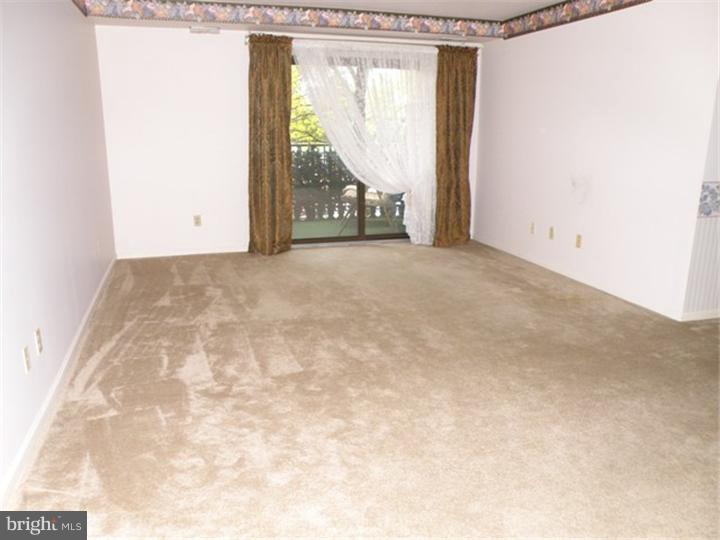 885 Cold Spring Road, Unit 6 Allentown, PA 18103 - Photo 3 of 13 Gallery Image 3