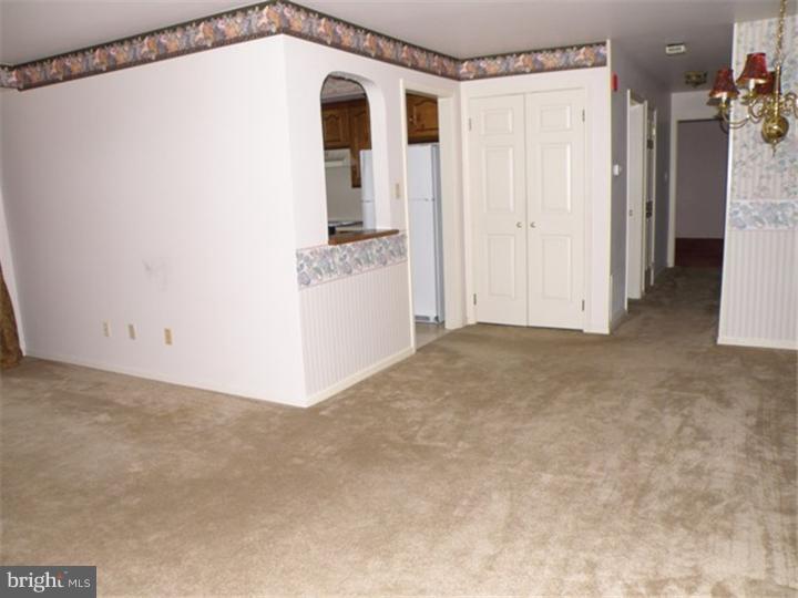 885 Cold Spring Road, Unit 6 Allentown, PA 18103 - Photo 4 of 13 Gallery Image 4