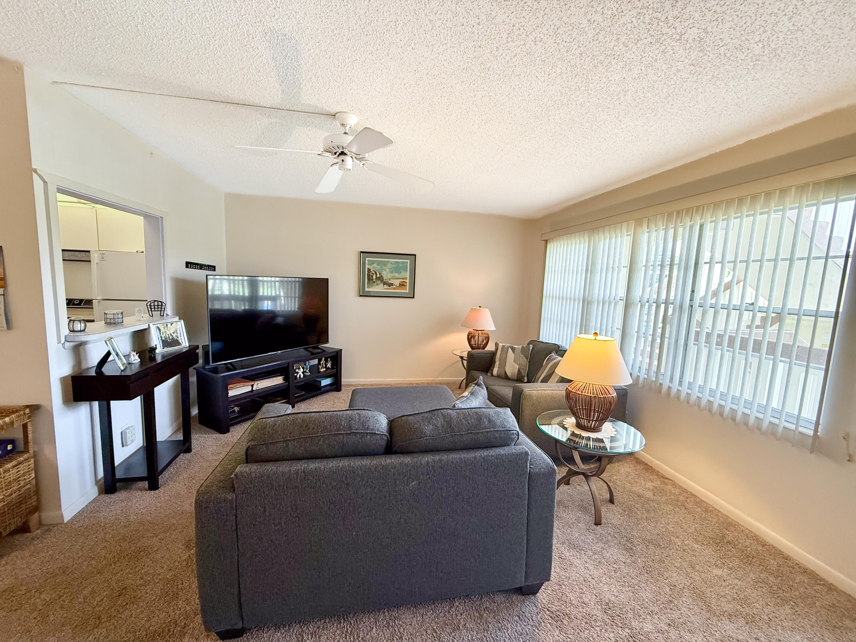 142 Mansfield D Boca Raton, FL 33434 - Photo 5 of 30 IMG_6501