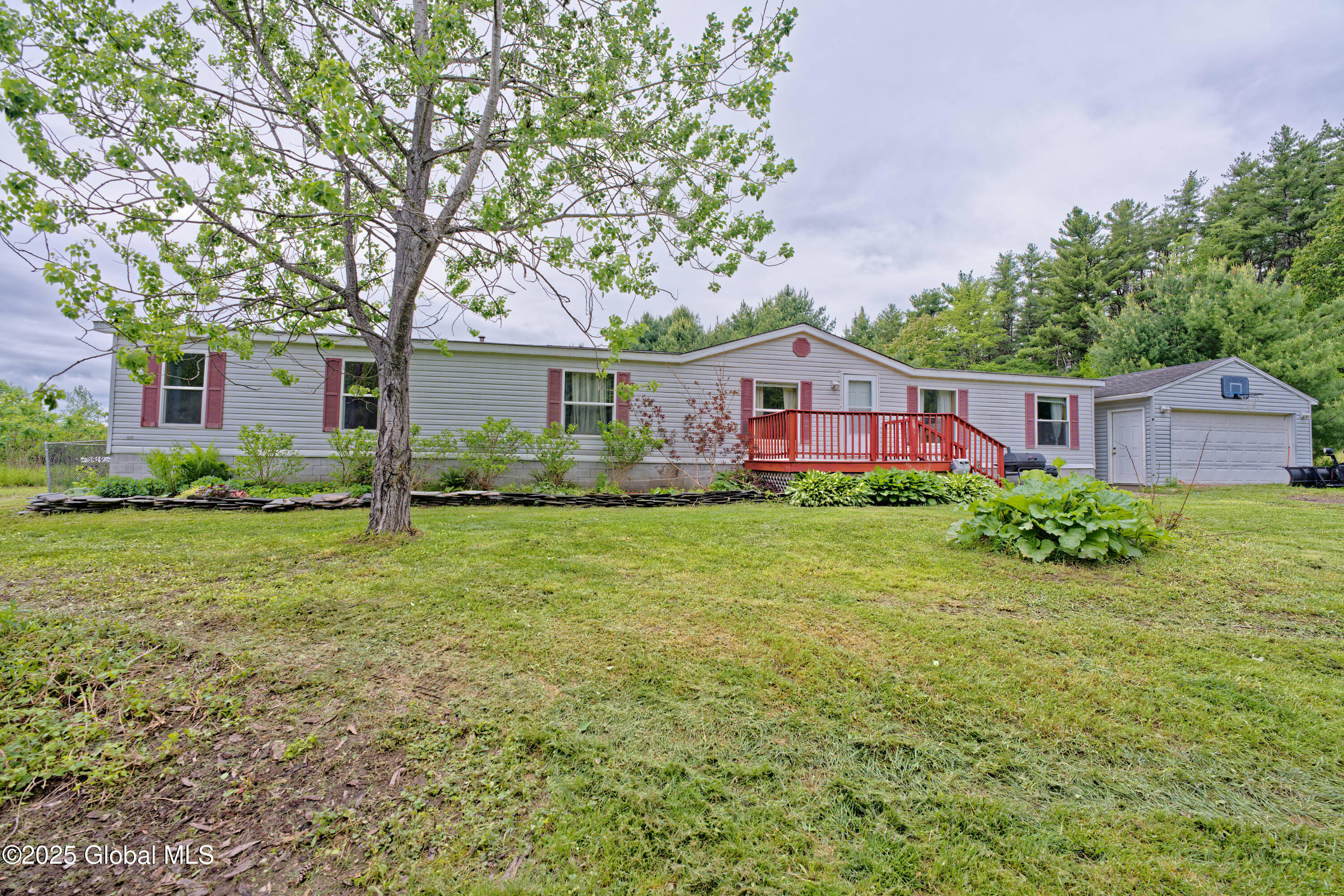 101 Groveside Road Pittstown, NY 12090 - Photo 3 of 53 0 Front 3