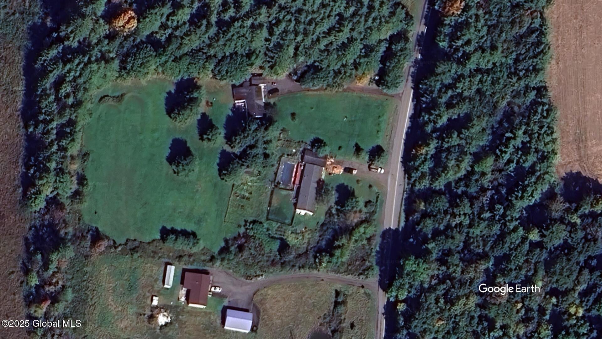 101 Groveside Road Pittstown, NY 12090 - Photo 33 of 53 101 Groveside Rd, Hoosick Falls, NY 1209