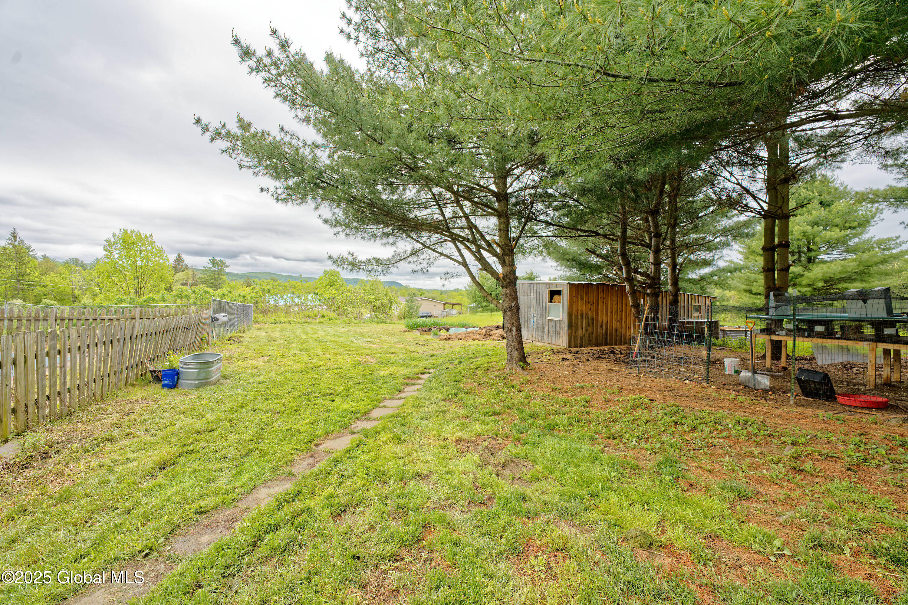 101 Groveside Road Pittstown, NY 12090 - Photo 49 of 53 Yard 11