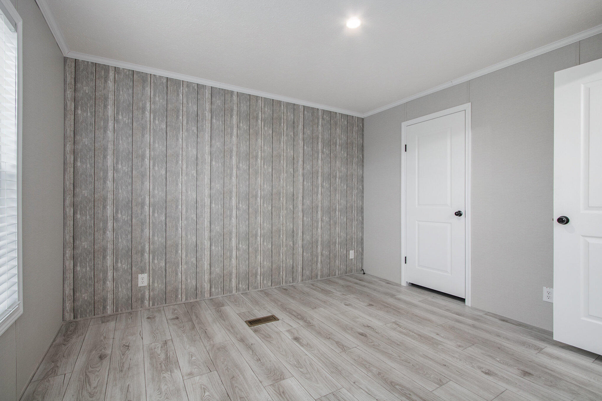 59733 Decatur Road, Unit 35 Cassopolis, MI 49031 - Photo 4 of 7 012_img_4613_296