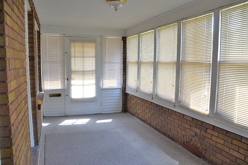 1815 Halsted Road Rockford, IL 61103 - Photo 14 of 18 Gallery Image 14