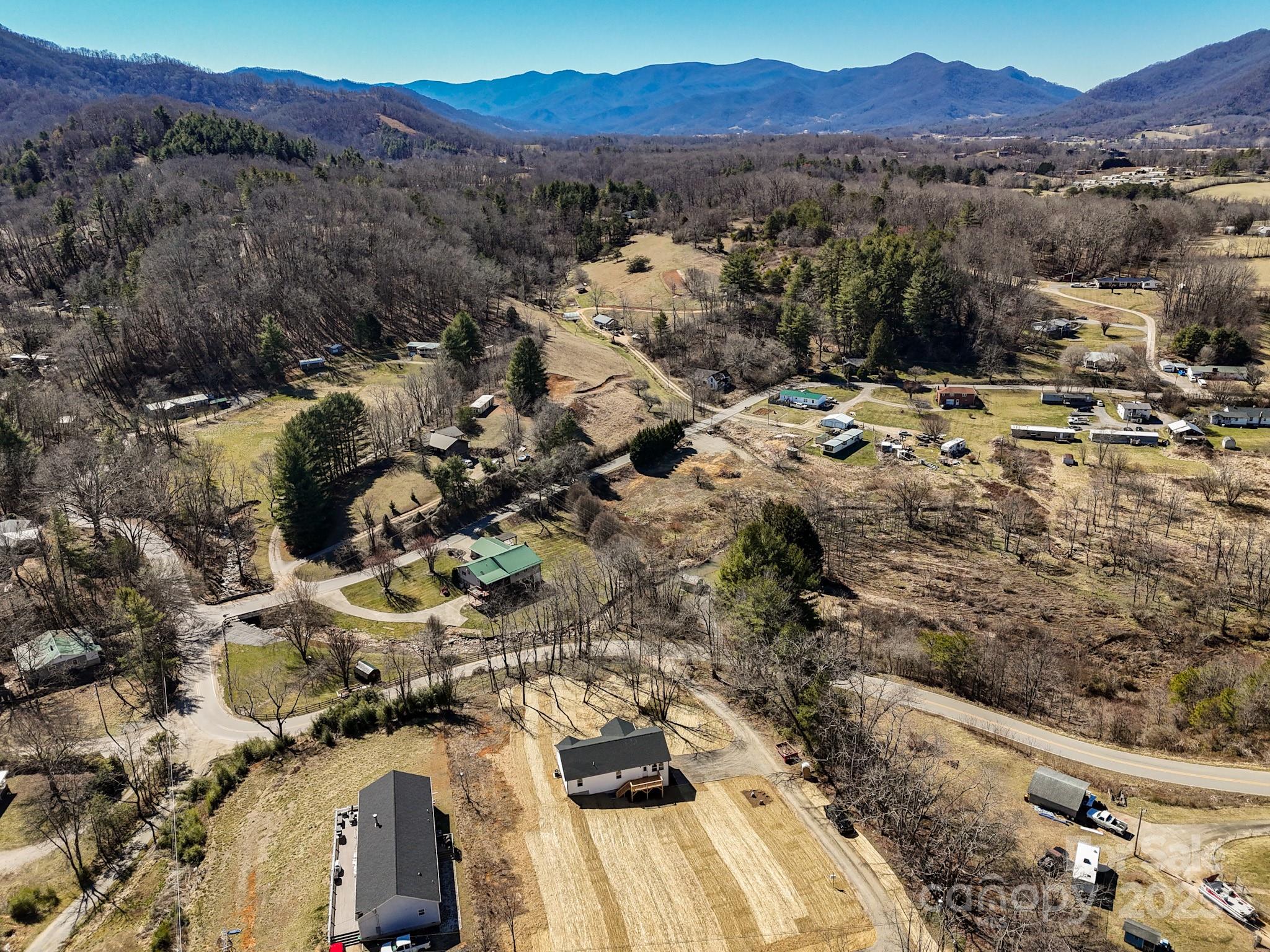 731 Abel Road Canton, NC 28716 - Photo 10 of 46 a view of city and mountain