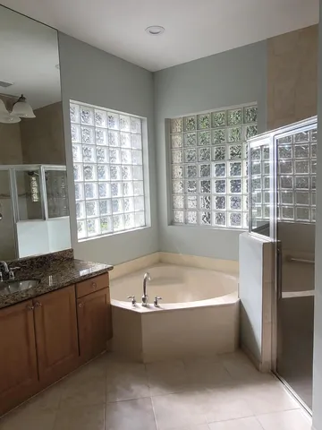 $4,000 | 9335 Plantation Estates Drive, West Palm Beach, FL 33411