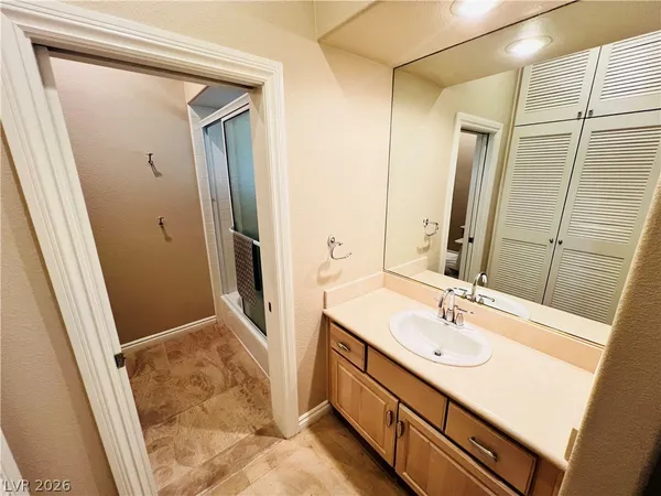 $5,500 | 7408 Silver Palm Avenue, Las Vegas, NV 89117