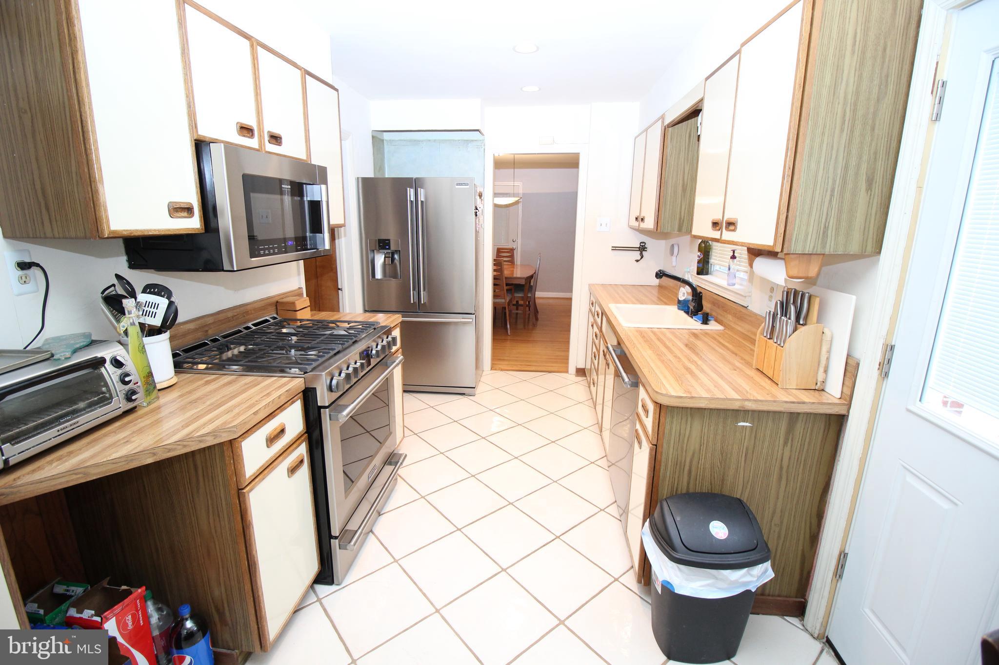 136 Merion Road Cherry Hill, NJ 08002 - Photo 11 of 30