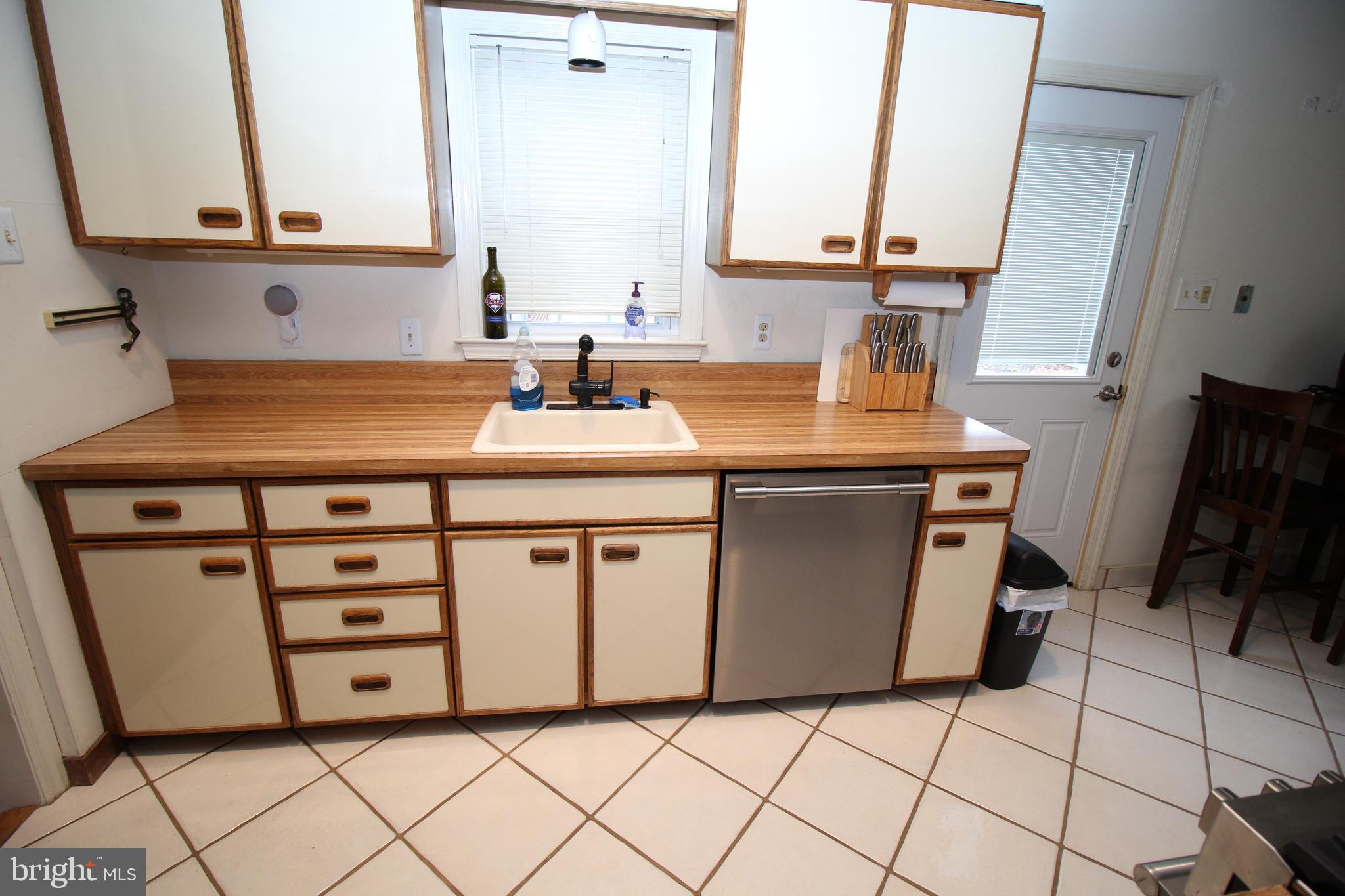 136 Merion Road Cherry Hill, NJ 08002 - Photo 10 of 30