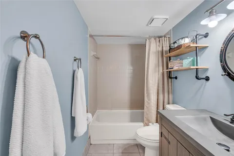 $364,500 | 4165 South Pine Island Road, Unit 4165, Davie, FL 33328