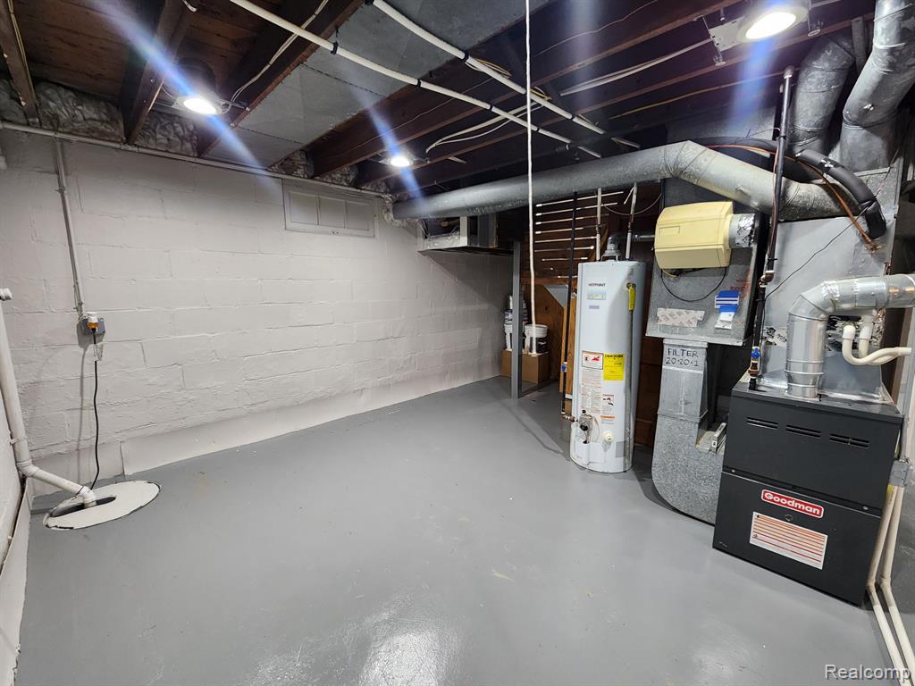 167 Cherokee Road Pontiac, MI 48341 - Photo 28 of 35