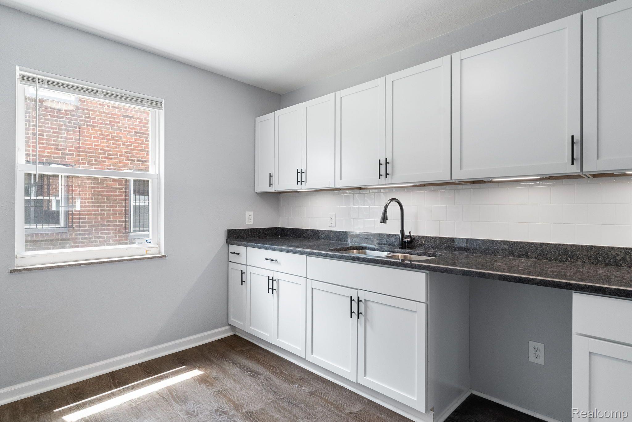 10707 Balfour Road Detroit, MI 48224 - Photo 12 of 36 Gallery Image 12