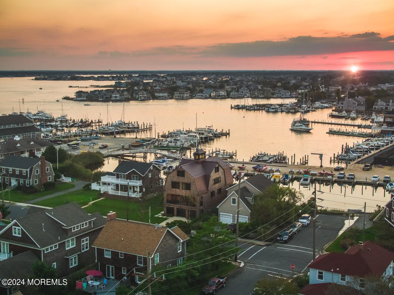 608 Lake Avenue Bay Head, NJ 08742 - Photo 12 of 39 4040D6B5-32DF-4C02-B7E8-6B4D554957AC