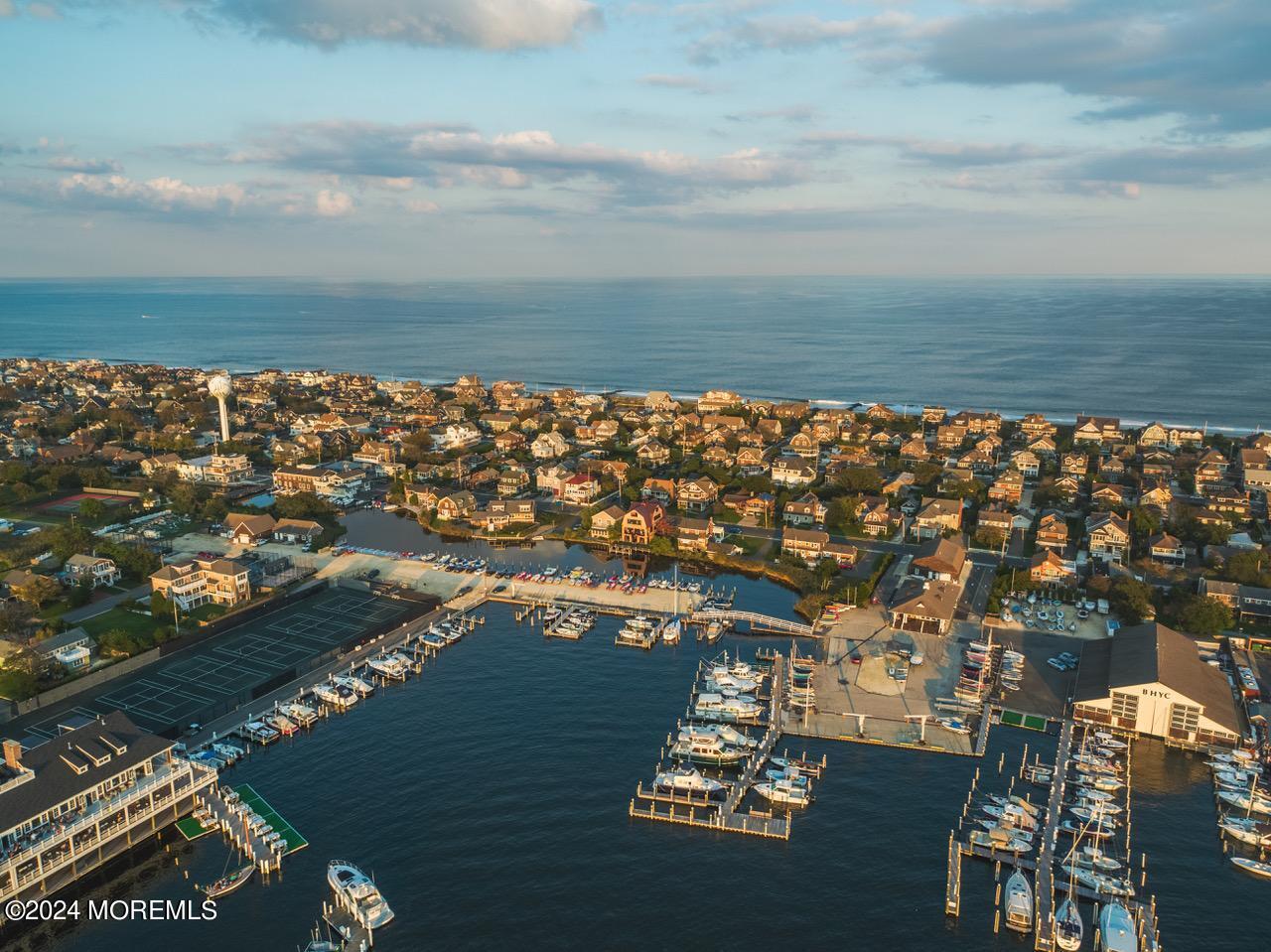 608 Lake Avenue Bay Head, NJ 08742 - Photo 13 of 39 C10837B7-2976-49E6-AA84-B1527DB25841