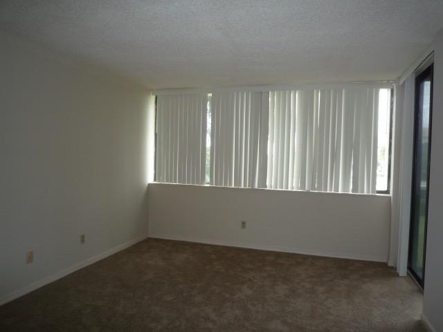 1605 Highway 1, Unit M1201 Jupiter, FL 33477 - Photo 7 of 8 P1050212