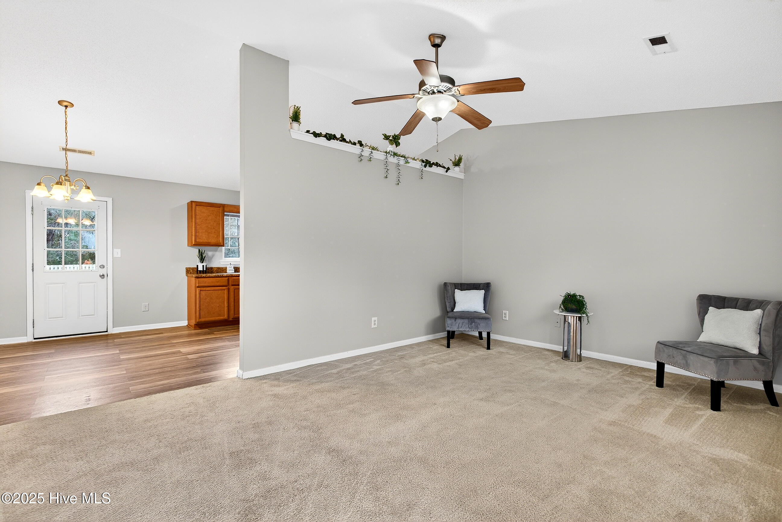 118 Burrell Lane Richlands, NC 28574 - Photo 2 of 29 entry to living room
