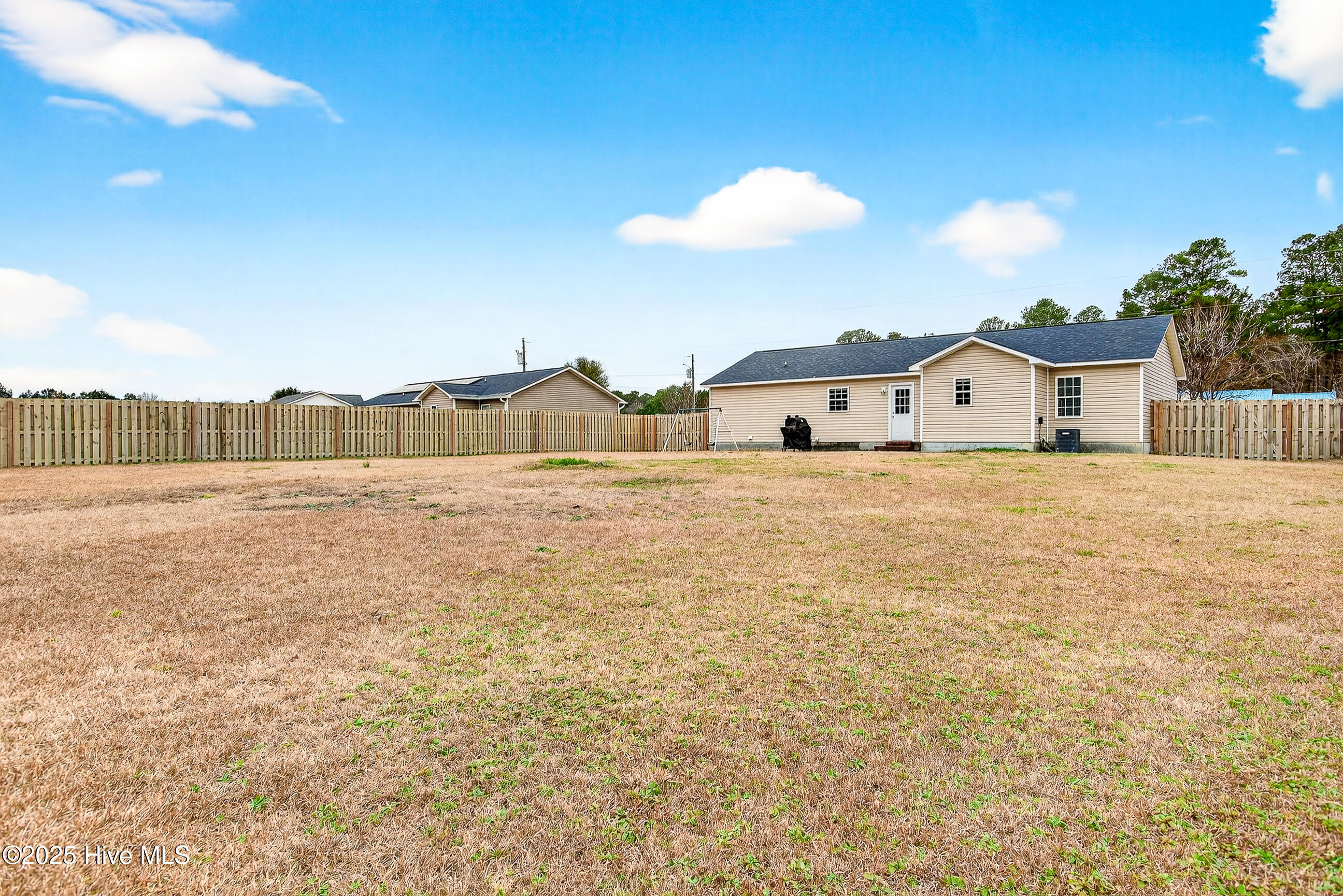 118 Burrell Lane Richlands, NC 28574 - Photo 5 of 29 full yard