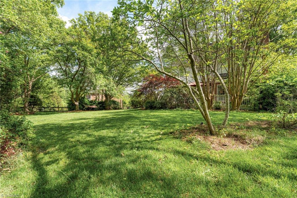 8124 Glengarriff Road Clemmons, NC 27012 - Photo 39 of 49 Gallery Image 39