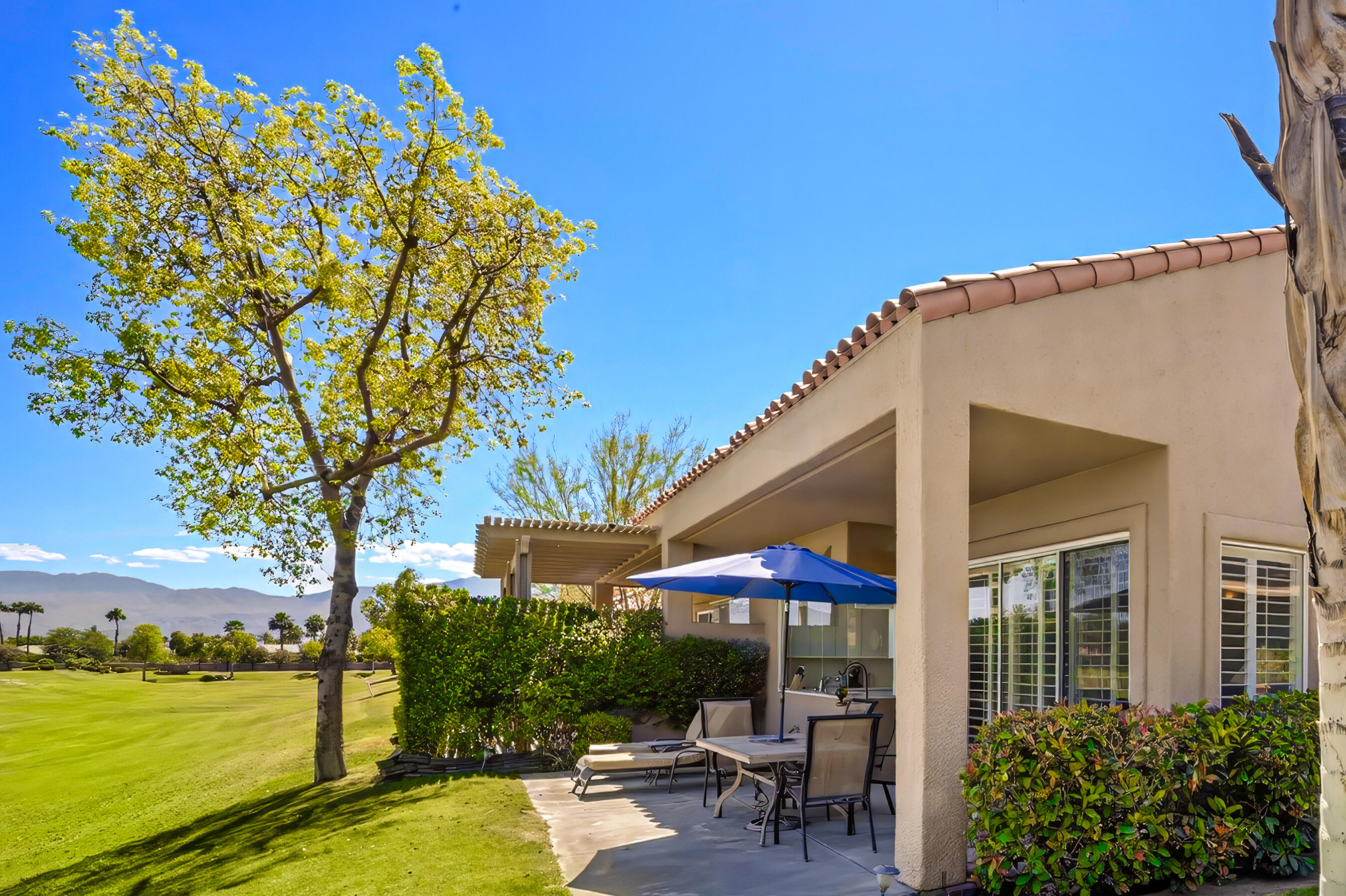 37 Colonial Drive Rancho Mirage, CA 92270 - Photo 1 of 30 37-colonial-drive-021-2