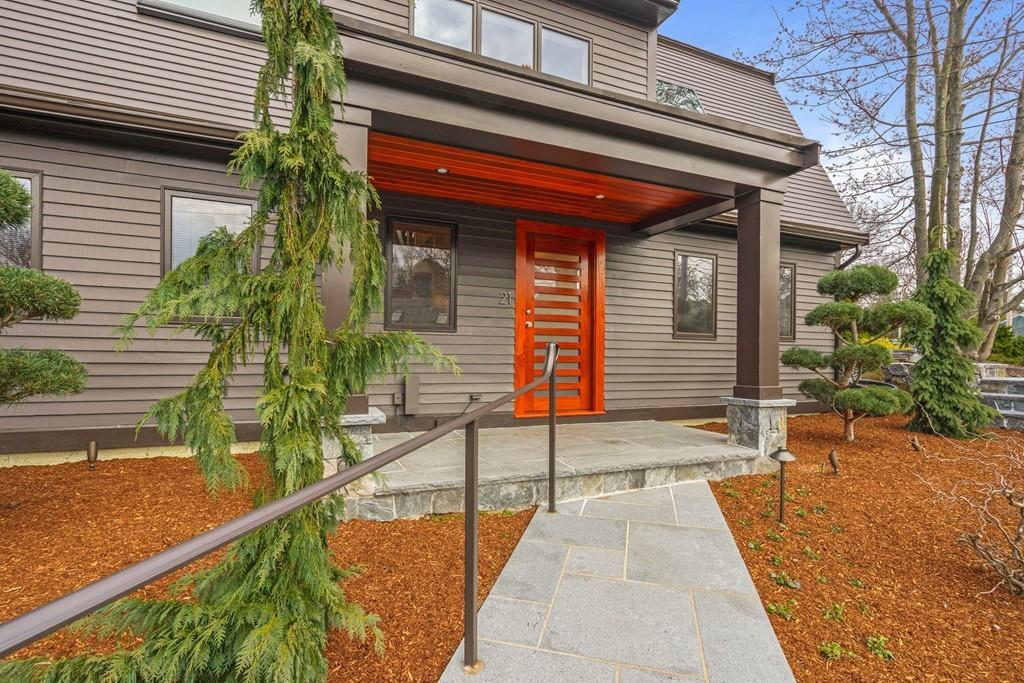21 Roosevelt Road Wakefield, MA 01880 - Photo 2 of 37 Gallery Image 2