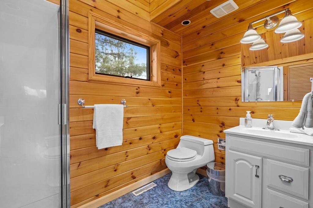 21 Roosevelt Road Wakefield, MA 01880 - Photo 25 of 37 Gallery Image 25