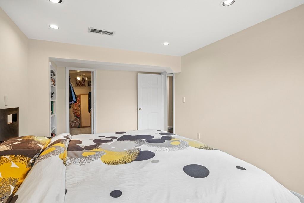 21 Roosevelt Road Wakefield, MA 01880 - Photo 28 of 37 Gallery Image 28