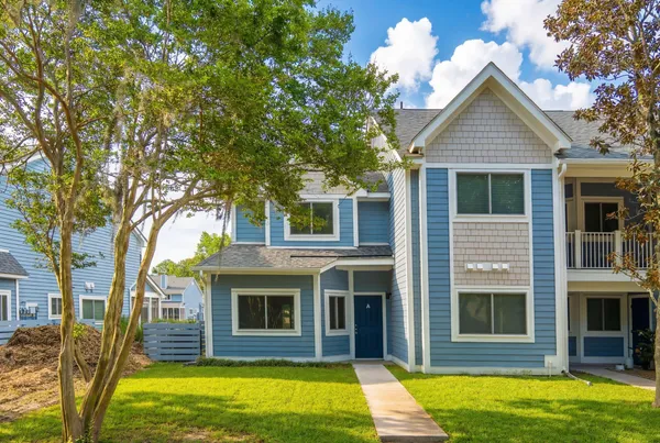 $425,000 | 855 Sandlake Drive, Unit 201A, Mount Pleasant, SC 29464
