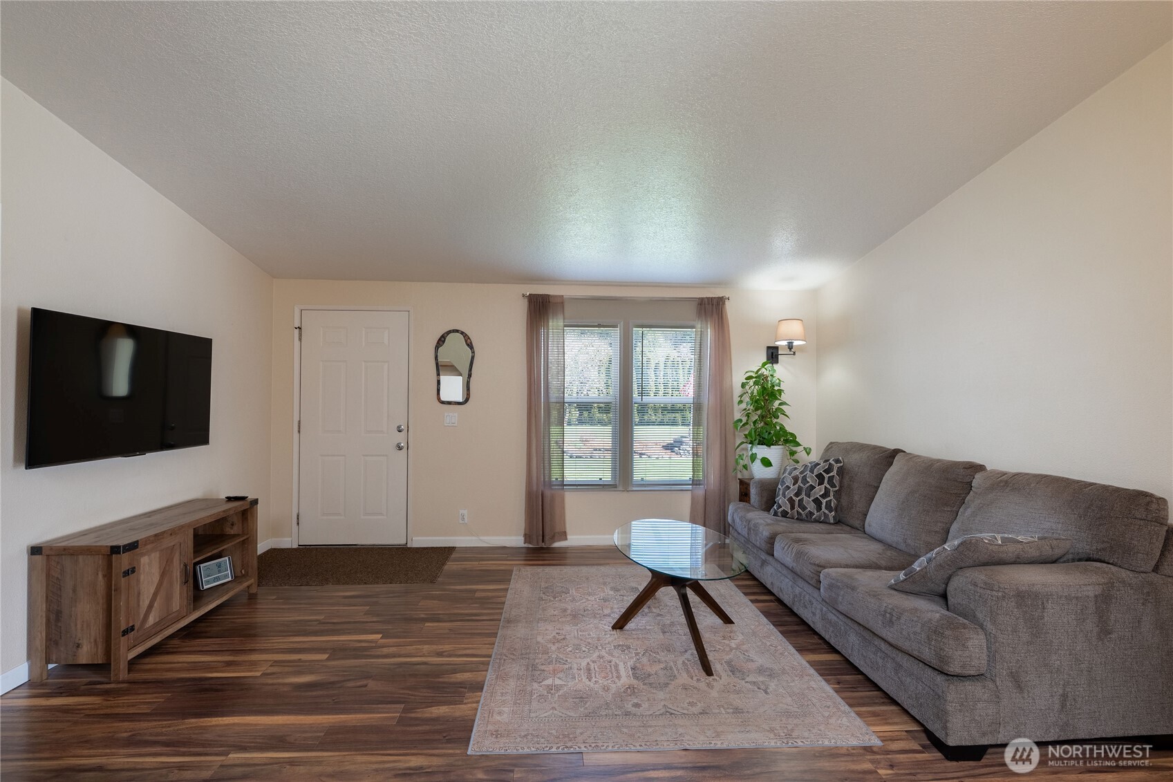 776 Winlock-Vader Road Winlock, WA 98596 - Photo 7 of 38