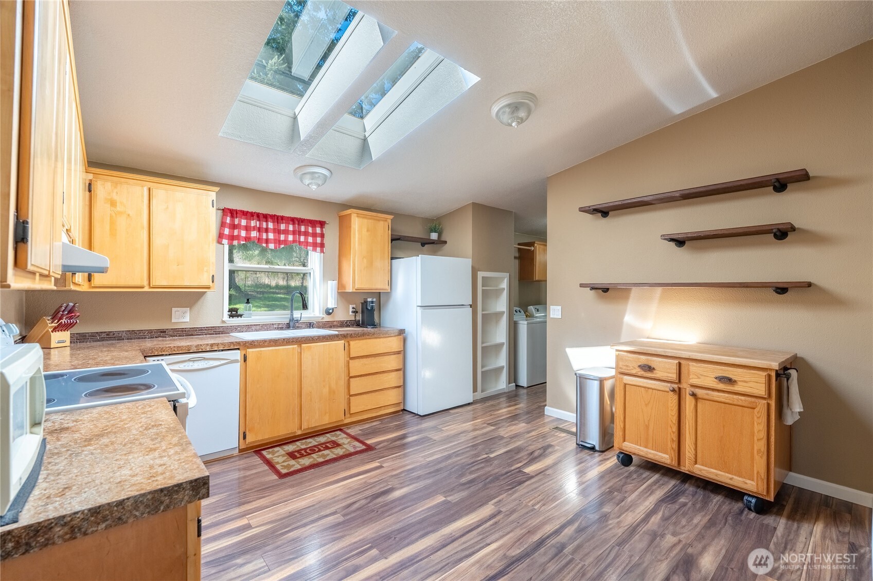 776 Winlock-Vader Road Winlock, WA 98596 - Photo 8 of 38