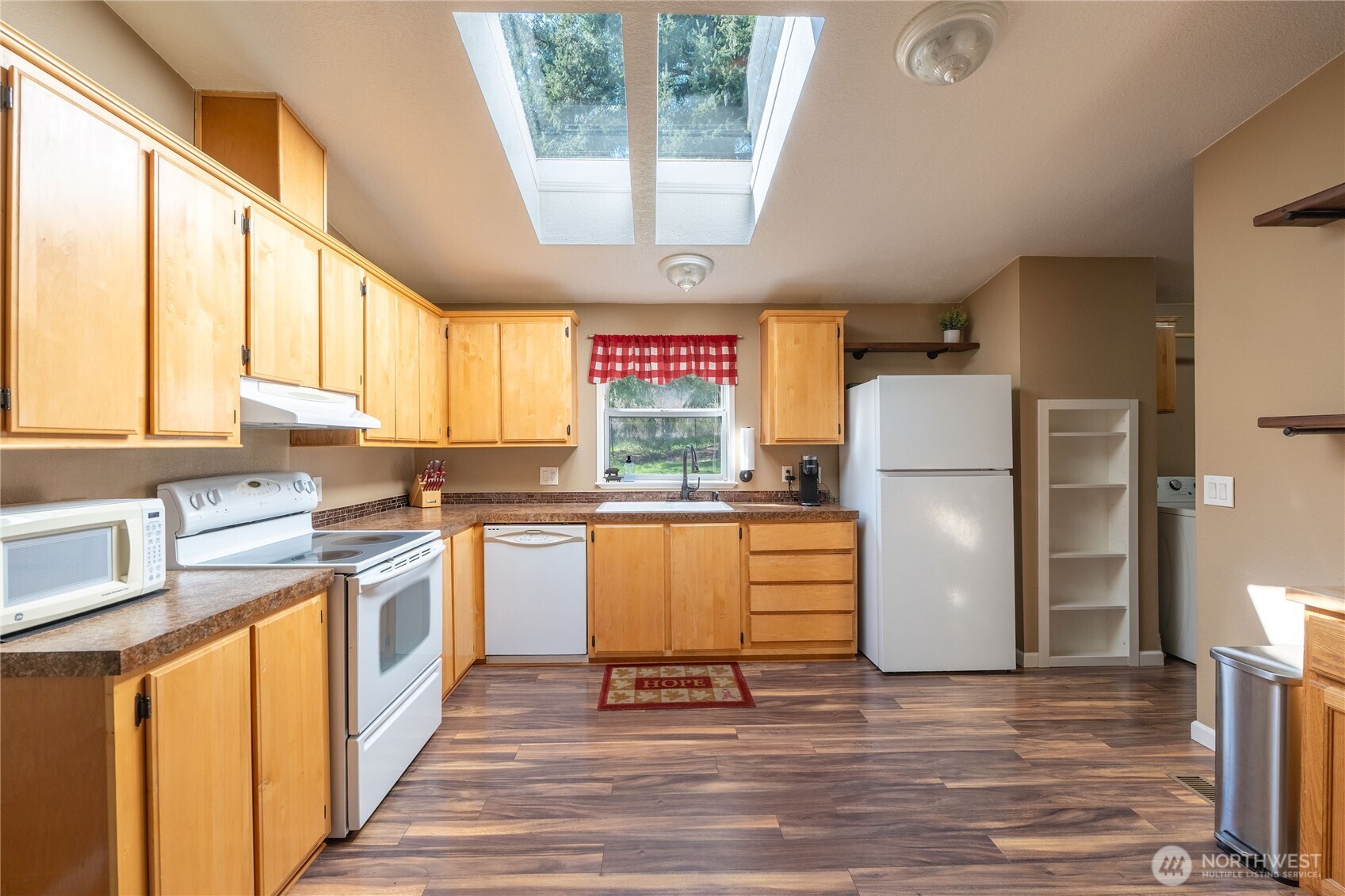 776 Winlock-Vader Road Winlock, WA 98596 - Photo 9 of 38