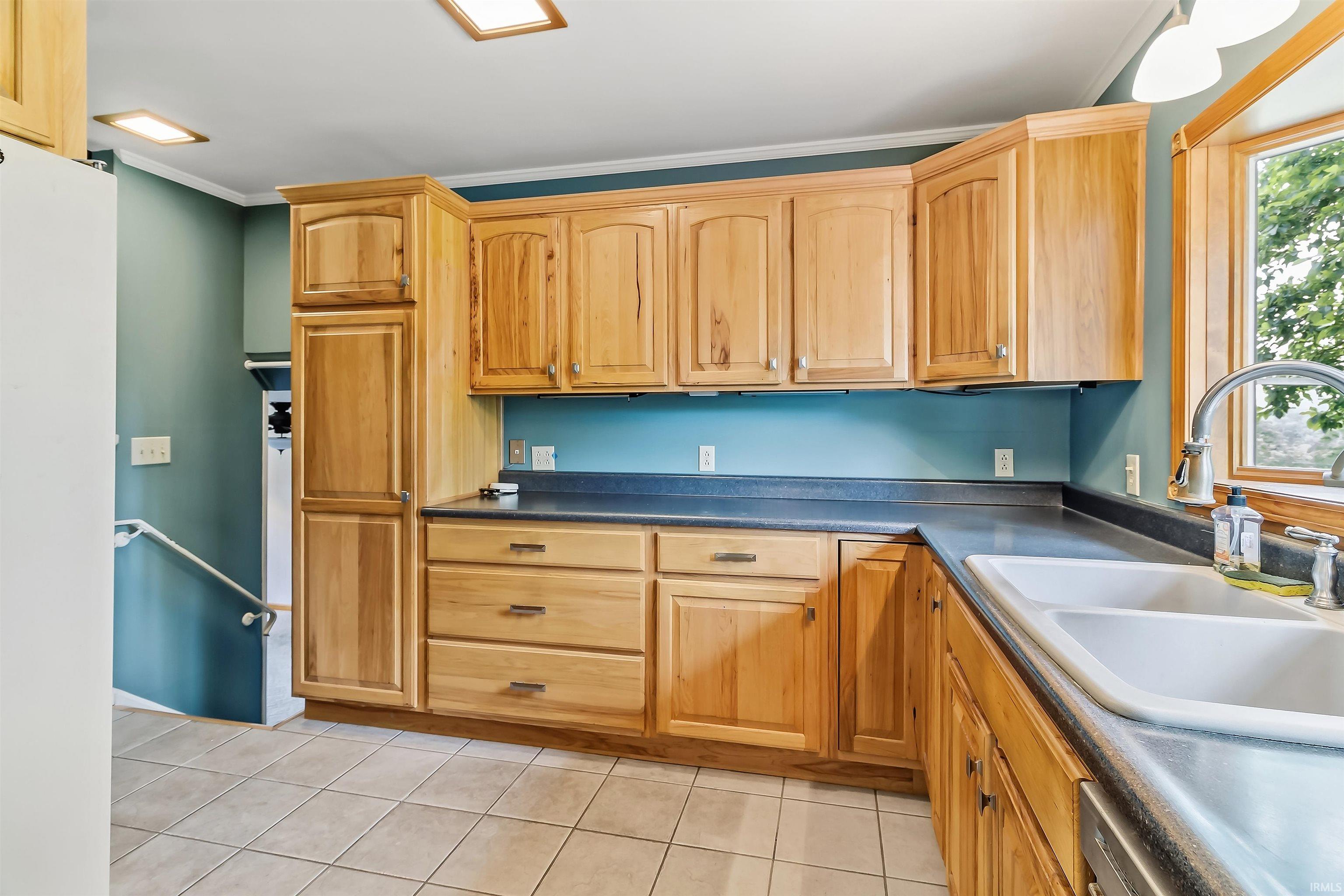 1925 West Thomas Drive Marion, IN 46952 - Photo 11 of 39