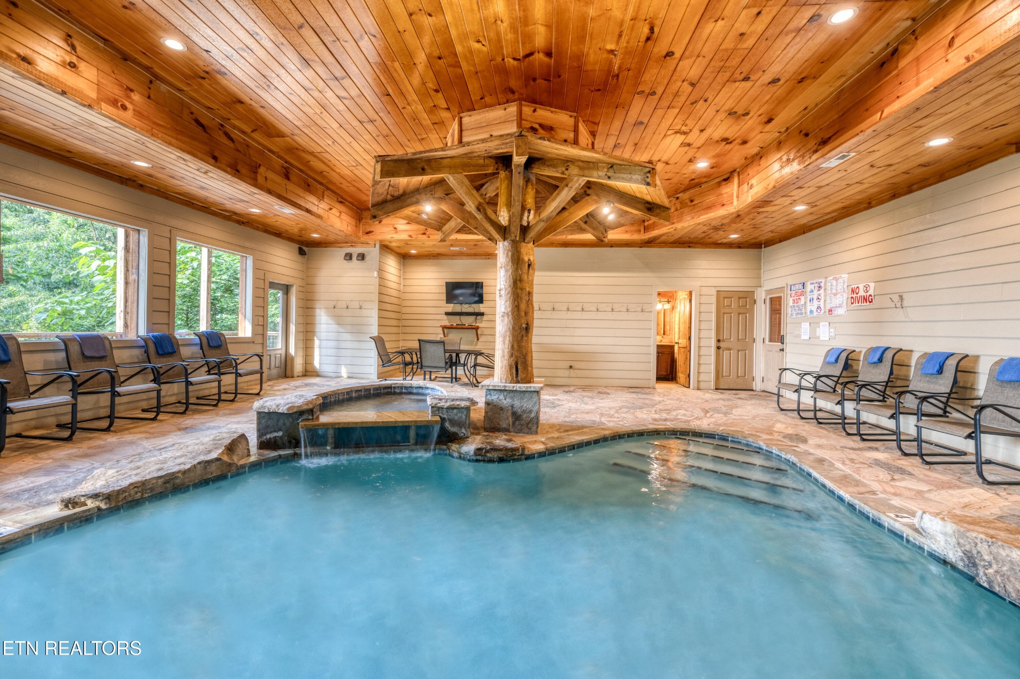 809 Pinecrest Way Sevierville, TN 37862 - Photo 29 of 60