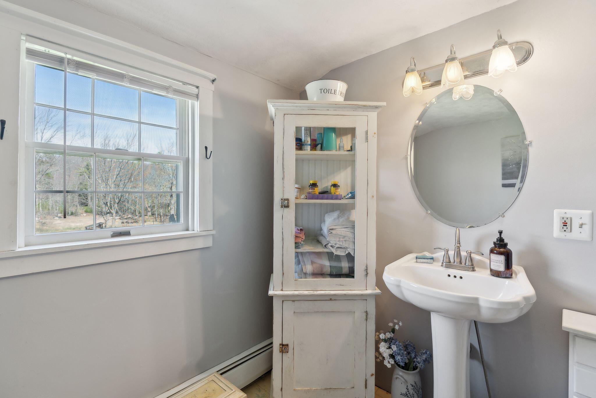 205 Patterson Road Limerick, ME 04048 - Photo 28 of 56 Primary Bath