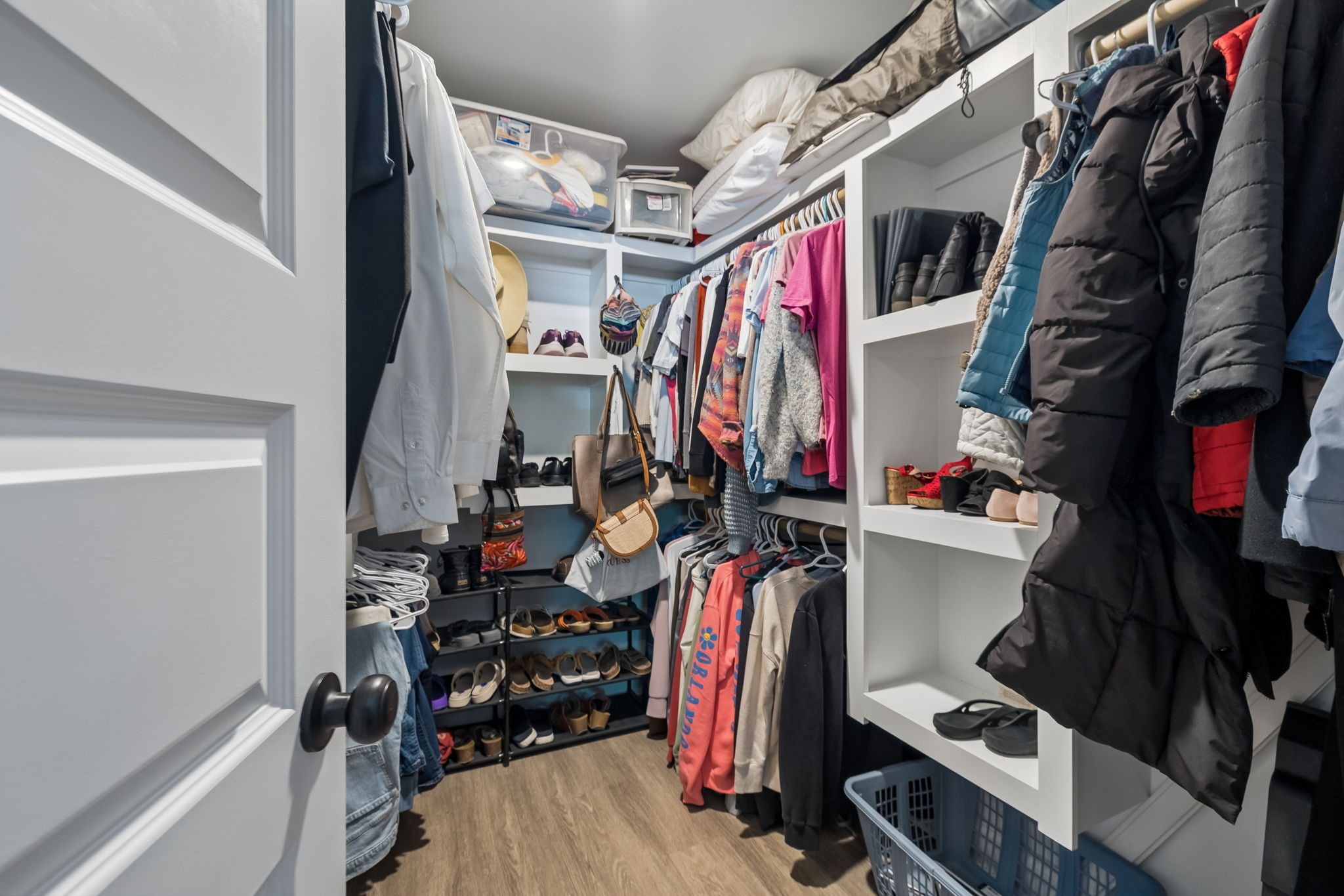 1180 Shaylee Drive Springfield, TN 37172 - Photo 30 of 46 a view of walk in closet with clothes